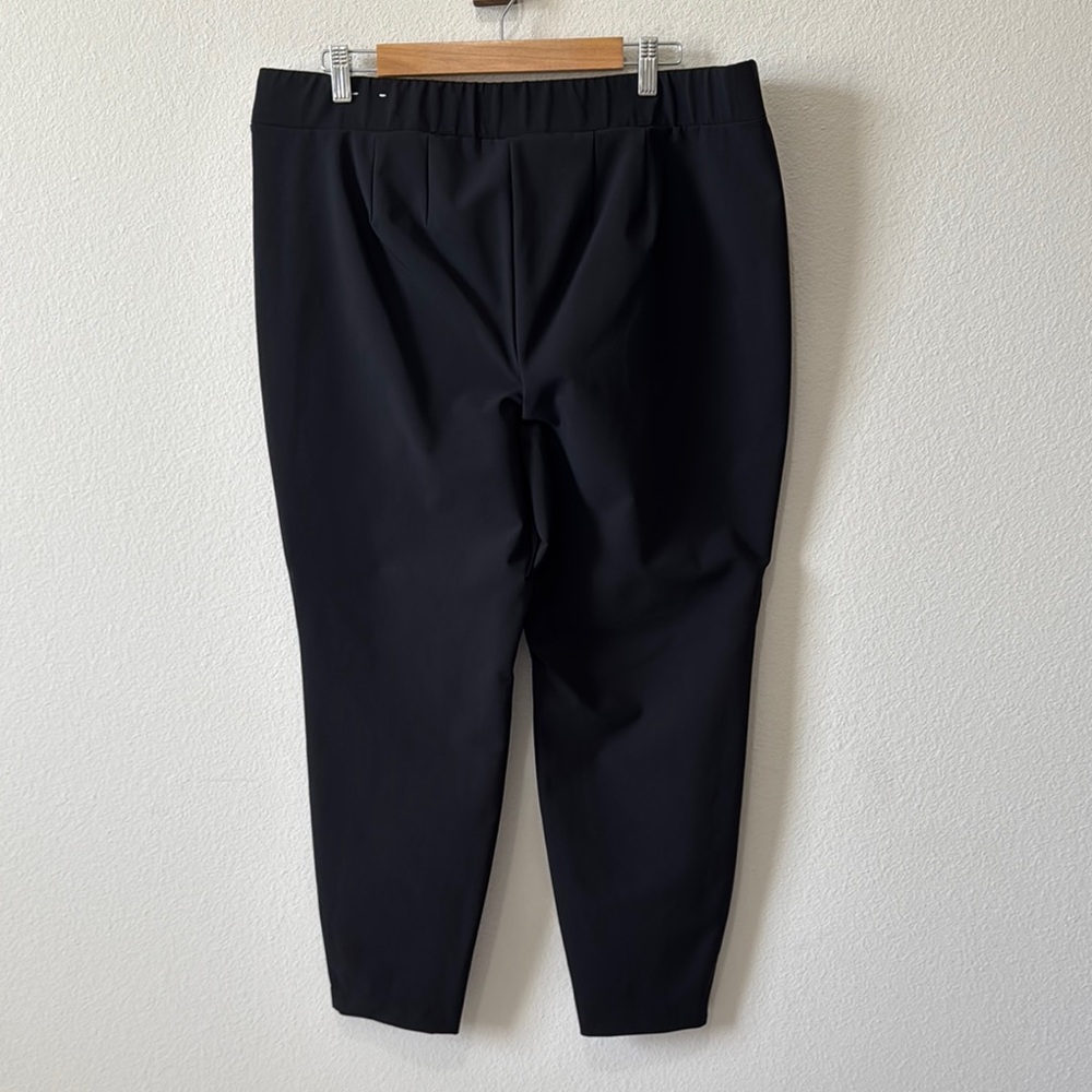 LANE BRYANT Black Cropped Pants size 18 - Picture 2 of 6